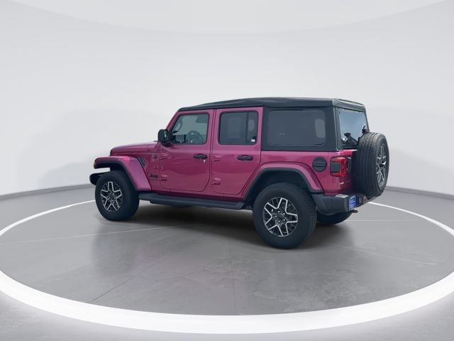 Used 2026 Jeep Wrangler Unlimited Sahara AWD/4WD image 5