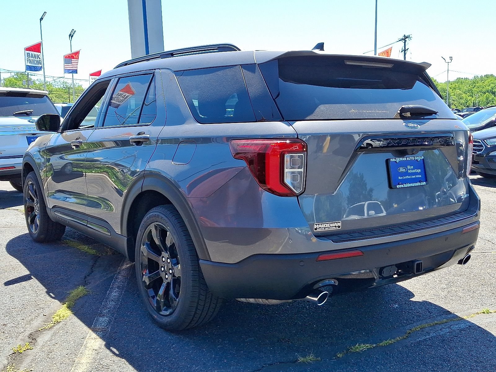 Certified 2022 Ford Explorer ST-Line w/ Class IV Trailer Tow Package AWD/4WD image 4
