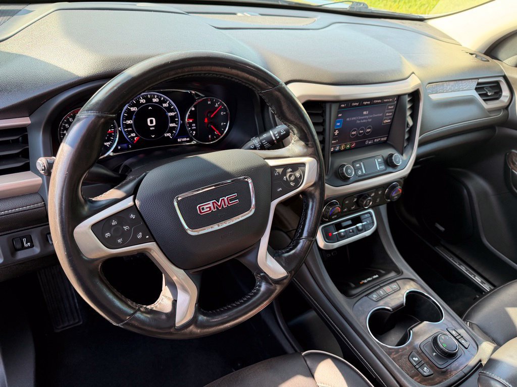 Used 2020 GMC Acadia Denali w/ Technology Package AWD/4WD image 37
