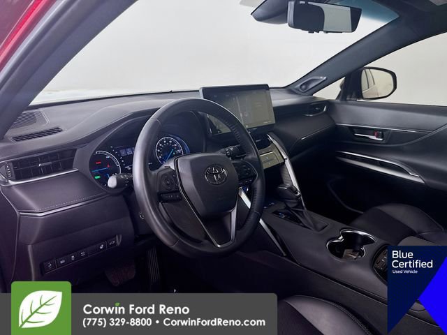 Used 2022 Toyota Venza Limited image 11
