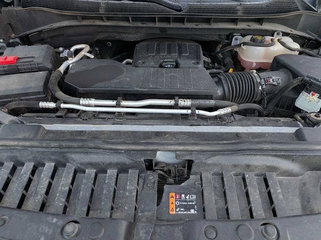 Used 2024 Chevrolet Silverado 1500 Custom Trail Boss w/ LPO, Dark Essentials Package AWD/4WD image 13