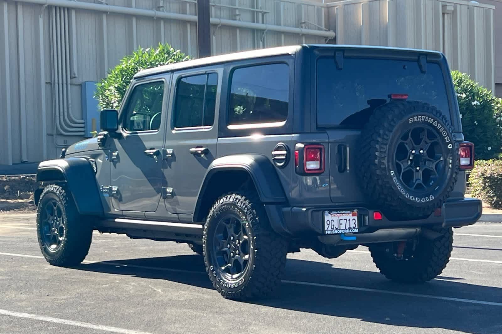 Used 2023 Jeep Wrangler Unlimited w/ 8.4" Radio Group AWD/4WD image 7