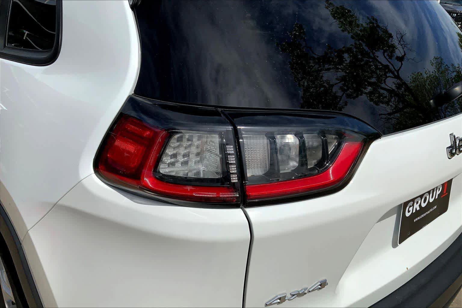 Used 2022 Jeep Cherokee Latitude Lux AWD/4WD image 48