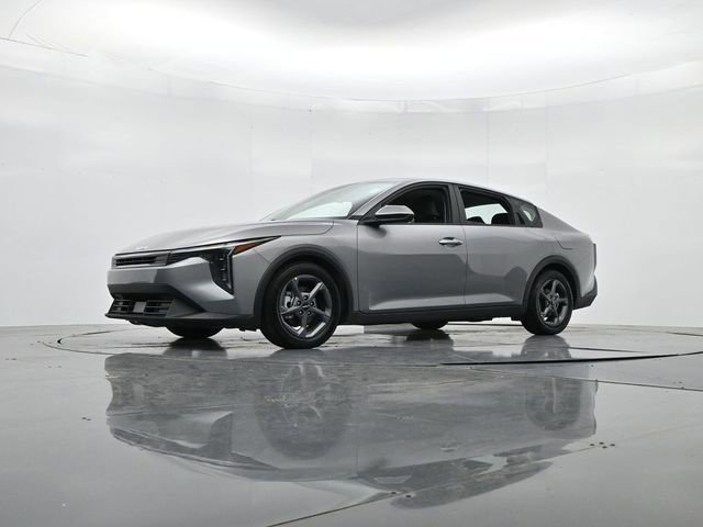 Used 2025 Kia K4 FWD image 36