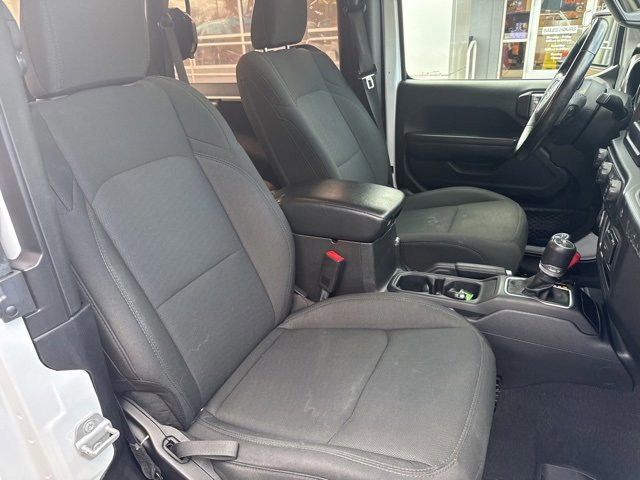 Used 2020 Jeep Wrangler Sport image 23