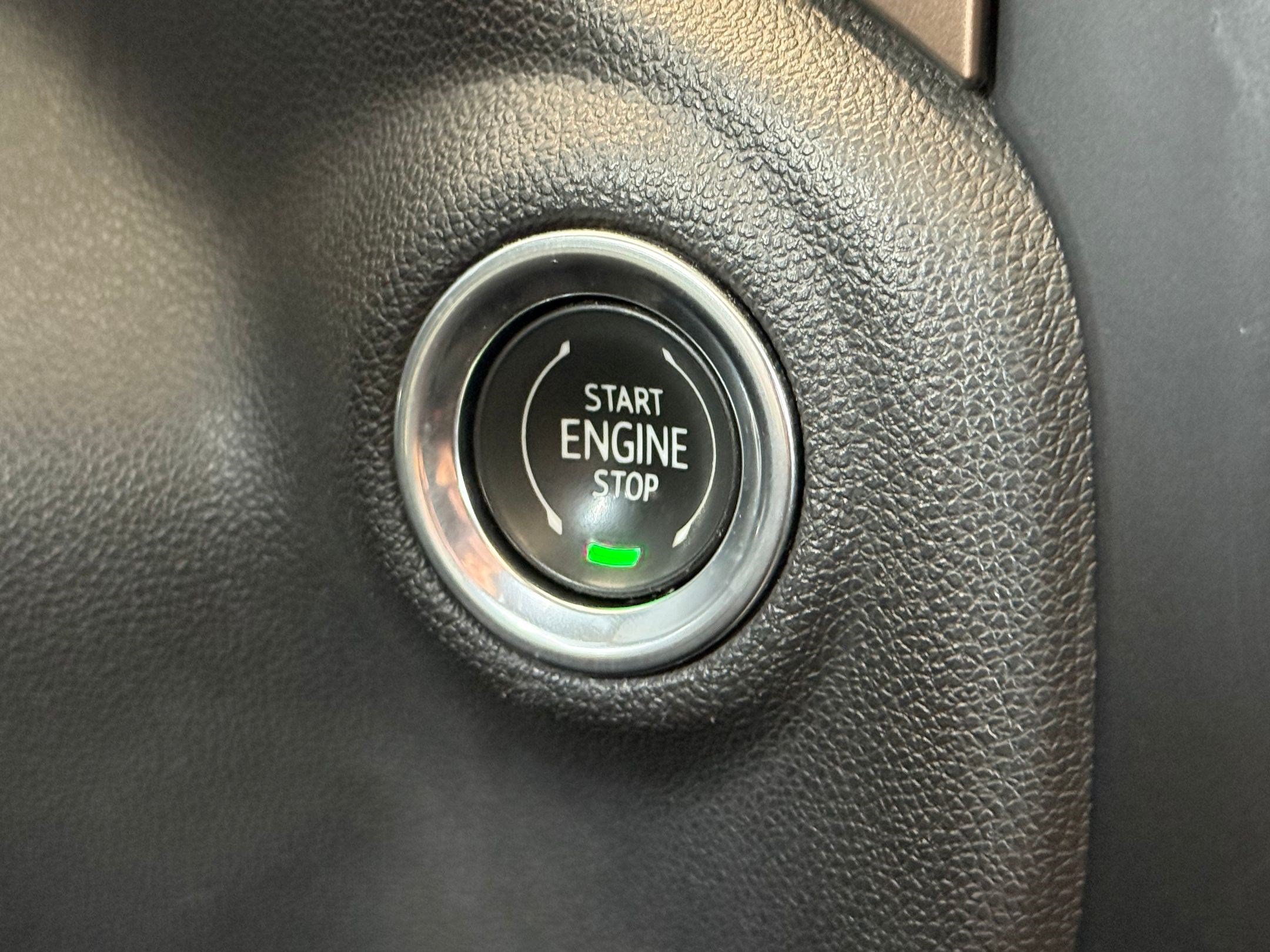 Used 2021 Chevrolet Silverado 1500 High Country AWD/4WD image 18