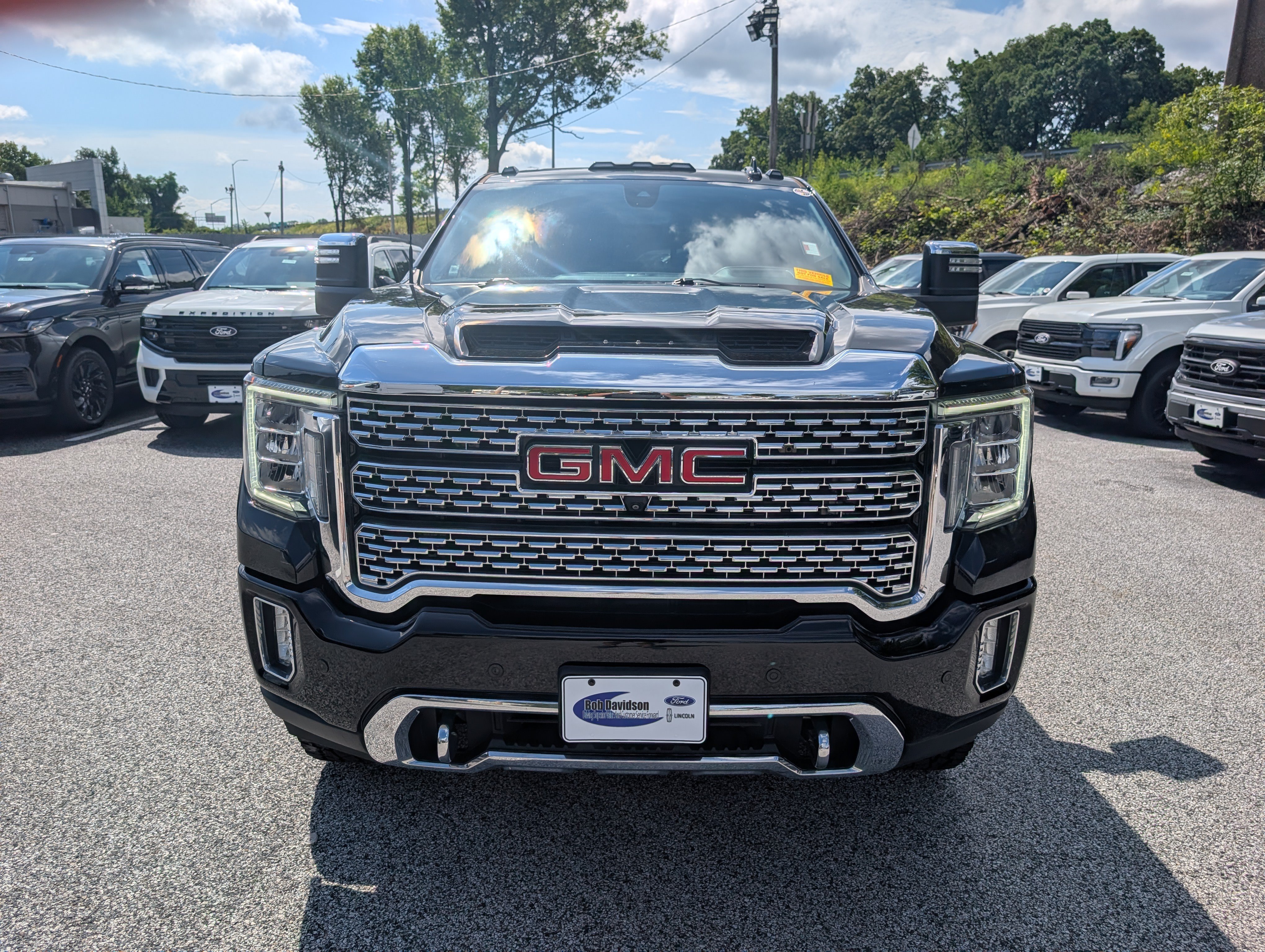 Used 2021 GMC Sierra 2500 Denali w/ Denali Ultimate Package AWD/4WD image 10
