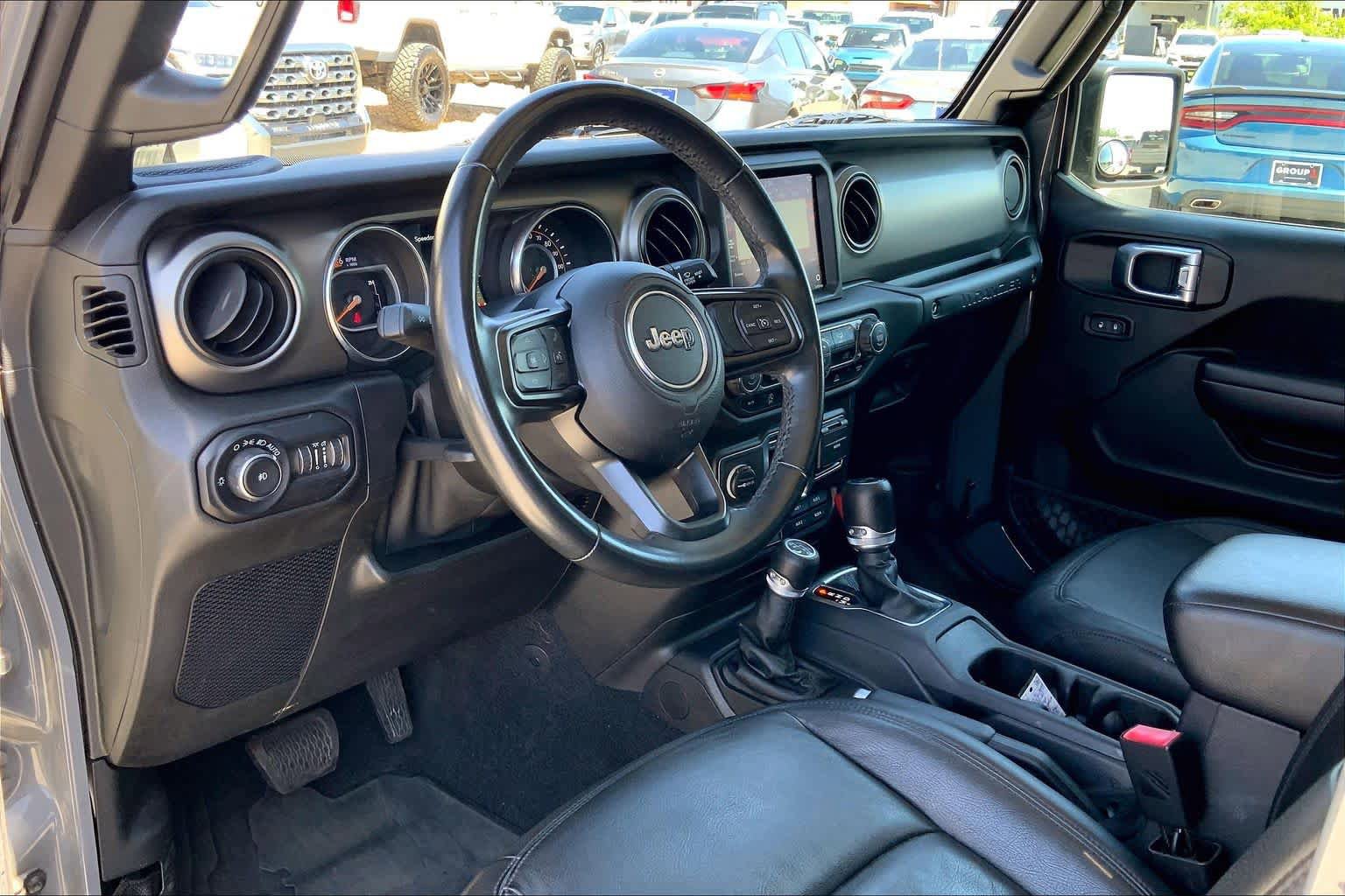 Used 2021 Jeep Wrangler Unlimited Sport AWD/4WD image 17