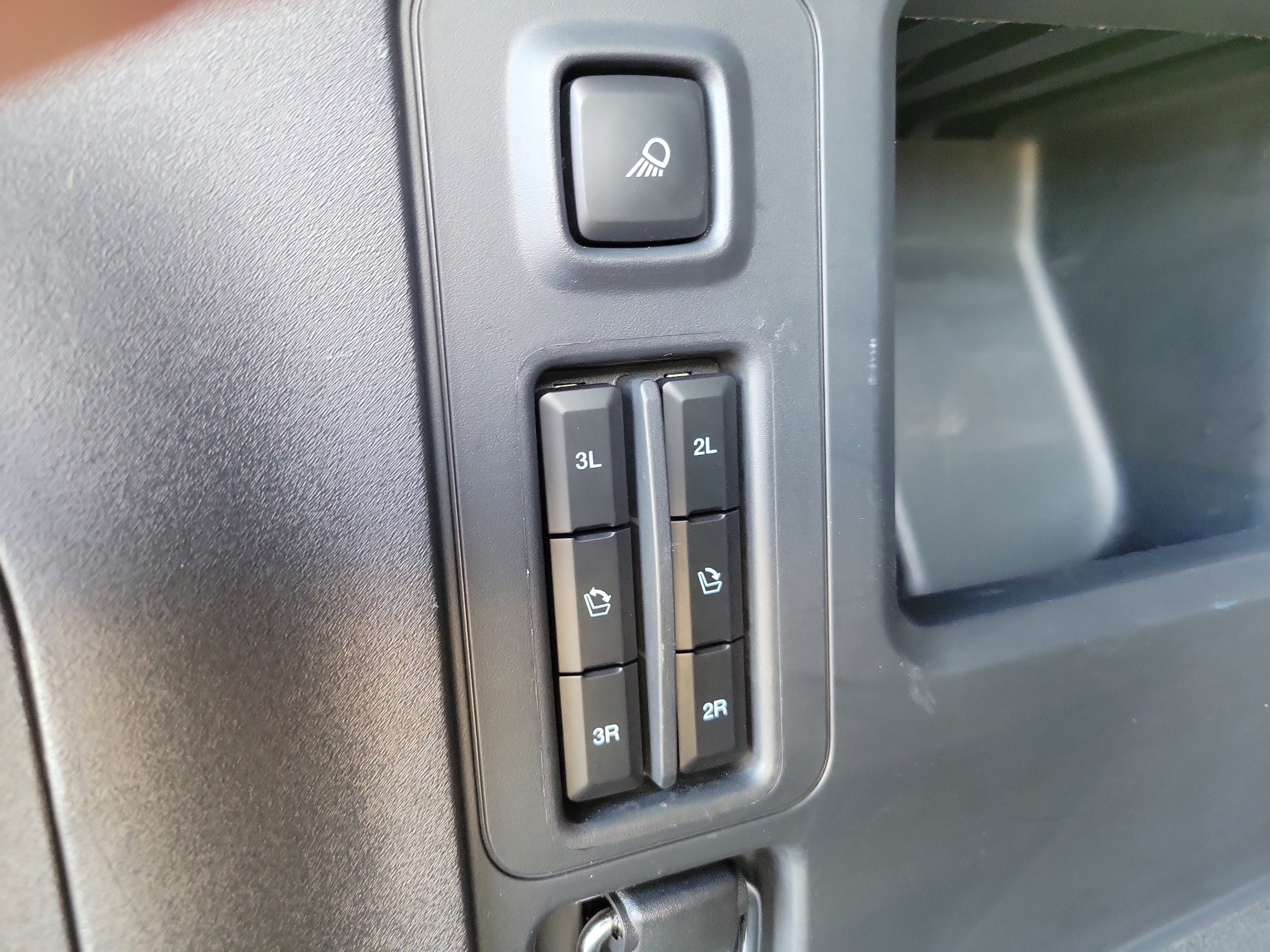 Certified 2026 Ford Expedition Max Platinum w/ Stealth Performance Package AWD/4WD image 8
