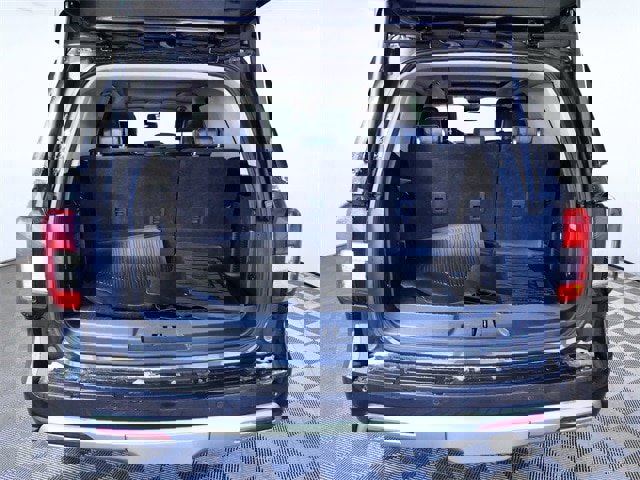 Certified 2022 Ford Expedition XLT image 9