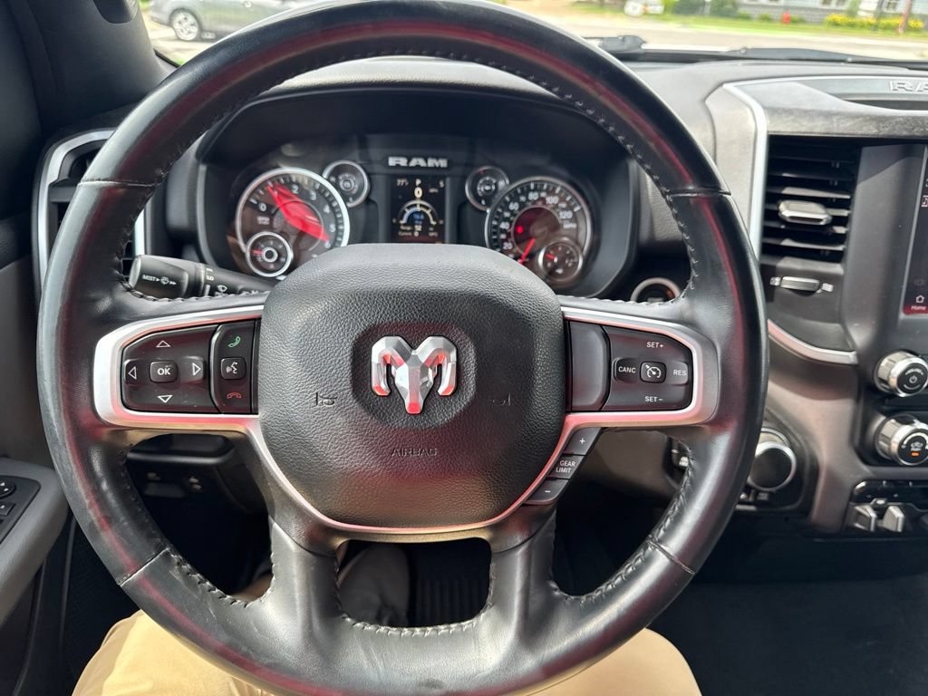 Used 2022 RAM 1500 Big Horn AWD/4WD image 16