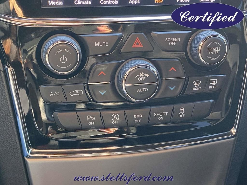 Used 2020 Jeep Grand Cherokee Altitude AWD/4WD image 28