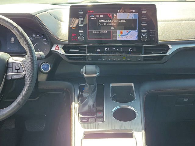 Used 2022 Toyota Sienna XSE image 21