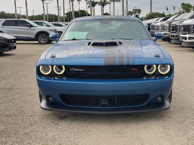 Used 2022 Dodge Challenger R/T Scat Pack w/ Shaker Package RWD image 2