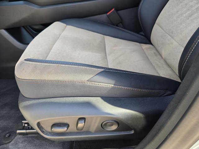 Used 2026 Chevrolet Equinox ACTIV FWD image 20