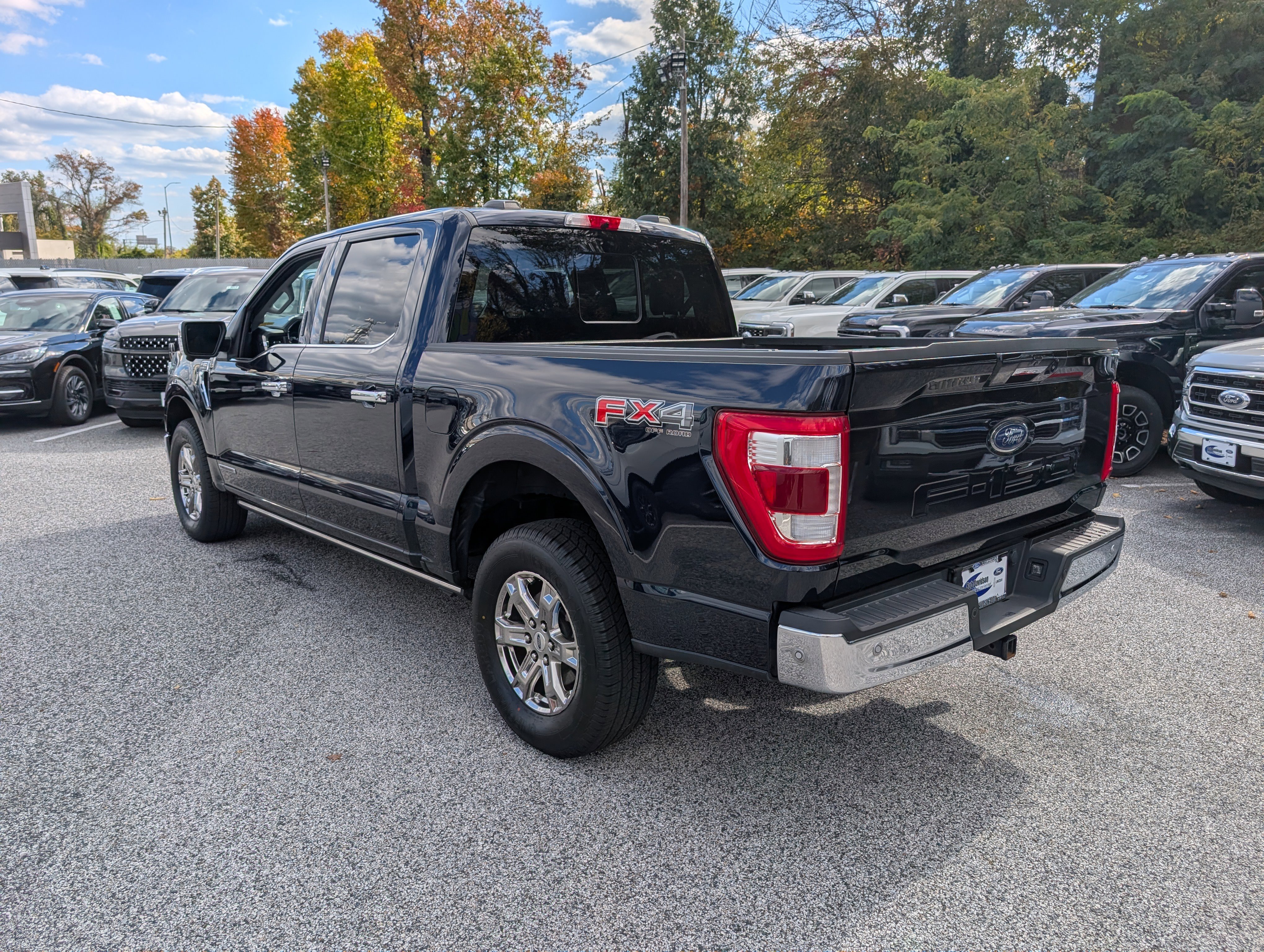 Certified 2022 Ford F150 Lariat w/ Equipment Group 502A High image 5