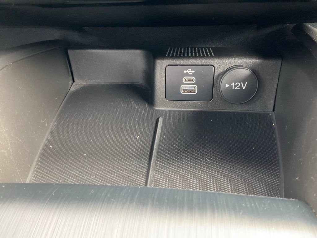 Certified 2024 Ford Escape SE FWD image 38