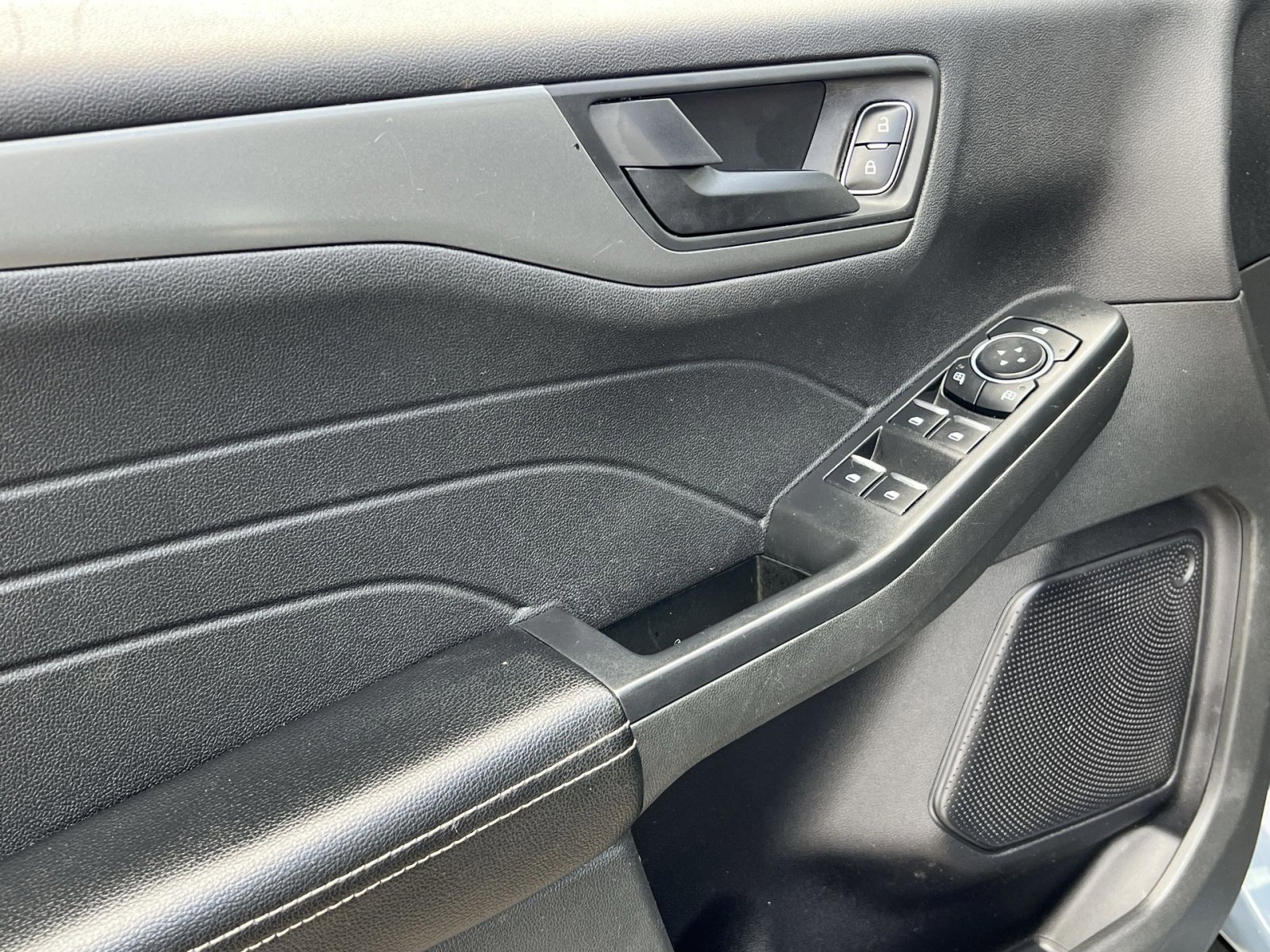 Certified 2023 Ford Escape Active w/ Tech Pack #1 image 15