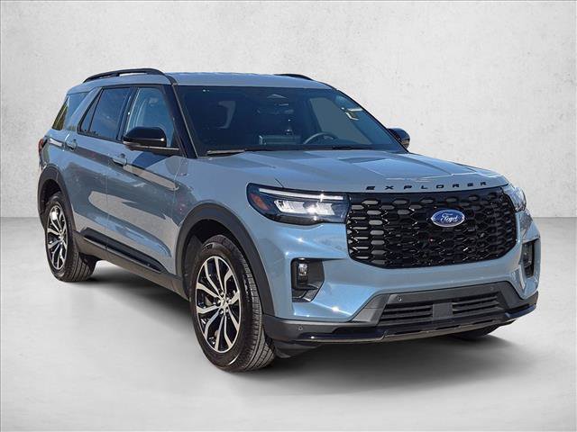 Certified 2026 Ford Explorer ST-Line AWD/4WD image 3
