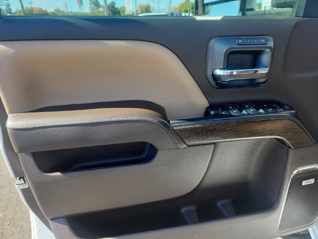 Used 2019 GMC Sierra 2500 Denali w/ Duramax Plus Package AWD/4WD image 10