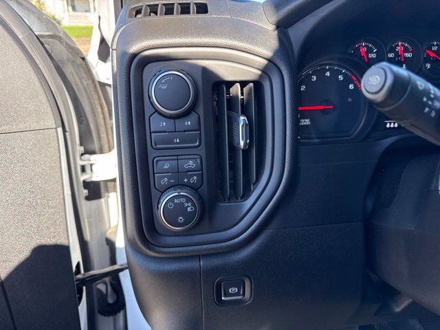 Used 2024 Chevrolet Silverado 2500 Custom w/ Custom Value Package AWD/4WD image 19