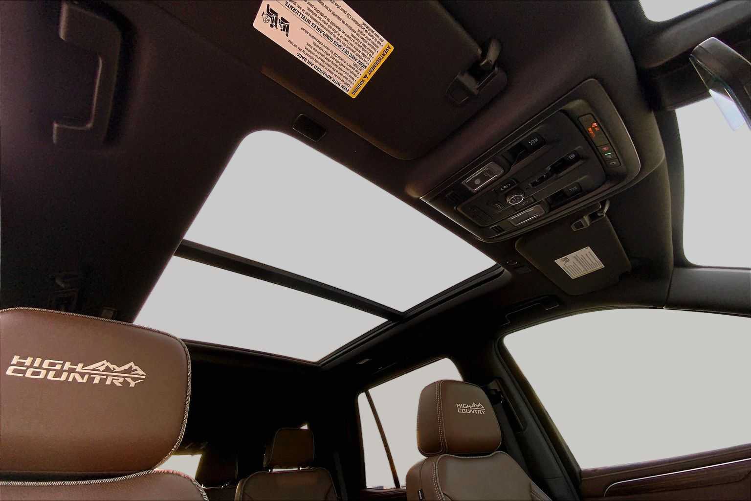 Used 2021 Chevrolet Tahoe High Country RWD image 13