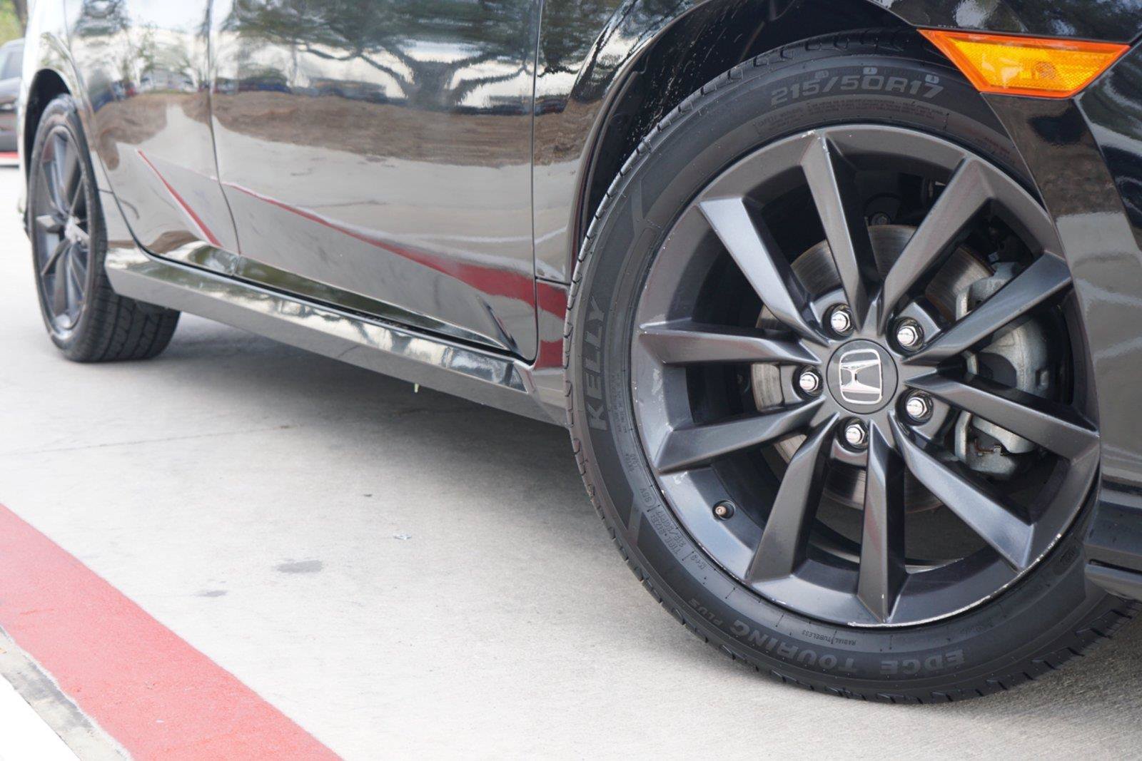 Used 2021 Honda Civic EX image 2