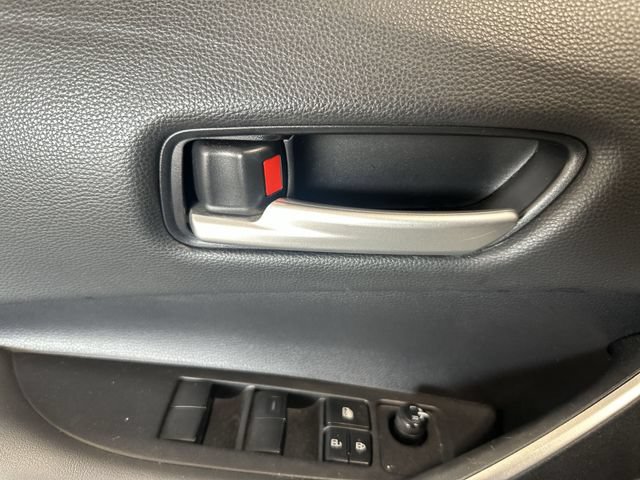 Used 2023 Toyota Corolla SE w/ SE Package AWD/4WD image 19