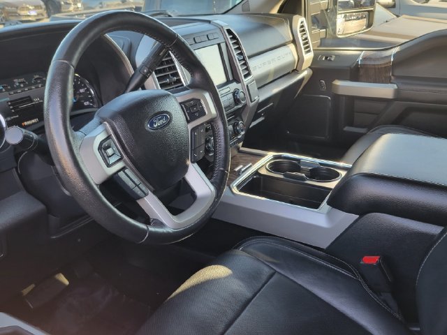 Certified 2017 Ford F250 Lariat w/ Lariat Ultimate Package AWD/4WD image 3