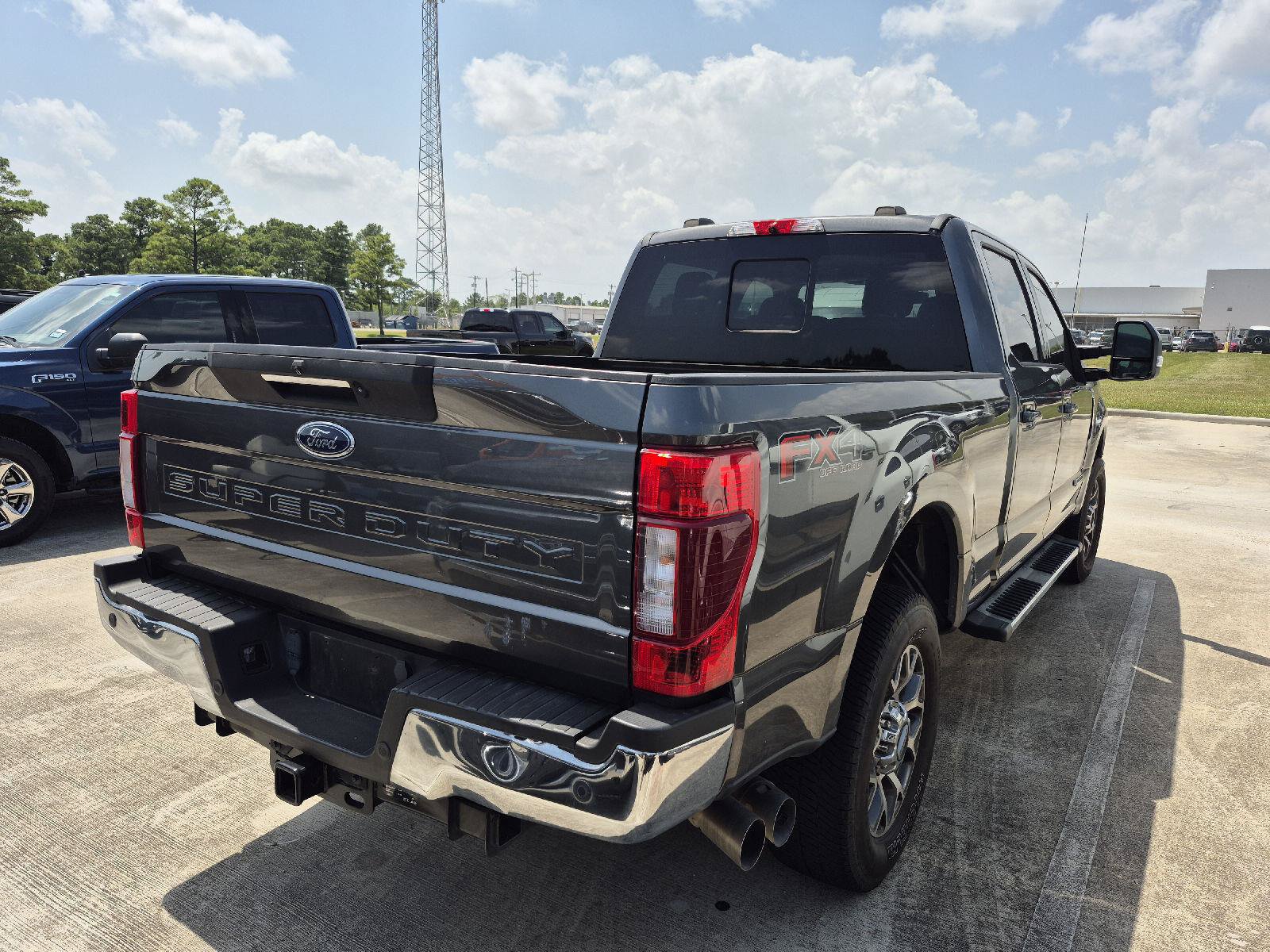 Certified 2020 Ford F250 Lariat w/ Lariat Ultimate Package AWD/4WD image 3