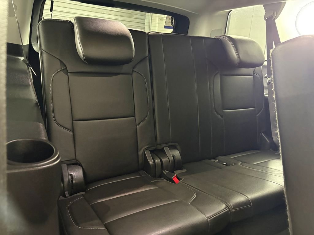 Used 2018 Chevrolet Suburban LT image 33