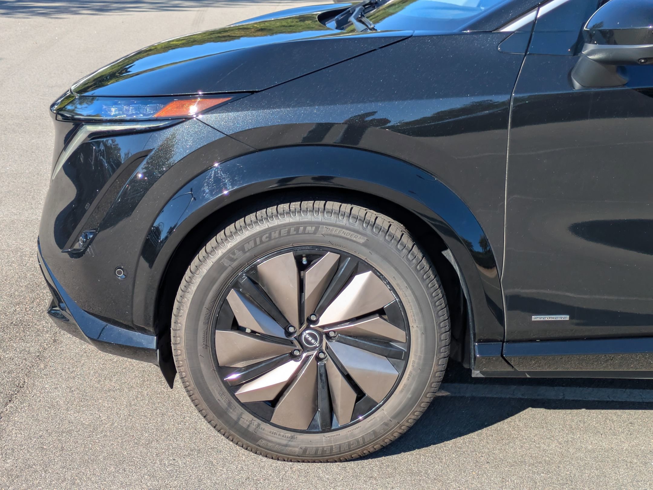 Used 2023 Nissan Ariya FWD image 11