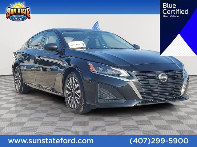 Used 2024 Nissan Altima 2.5 SV image 1
