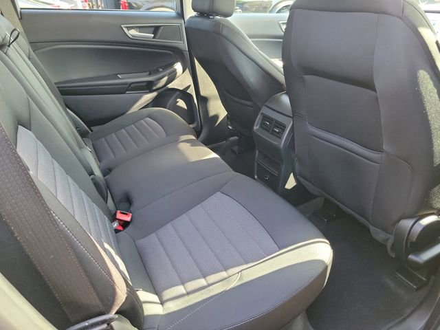Certified 2022 Ford Edge SE w/ Black Appearance Package AWD/4WD image 16