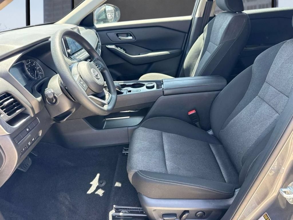 Used 2024 Nissan Rogue SV AWD/4WD image 22