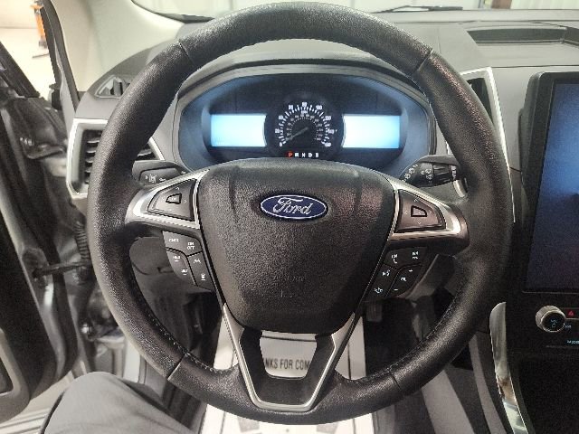 Certified 2024 Ford Edge Titanium w/ Equipment Group 301A image 21