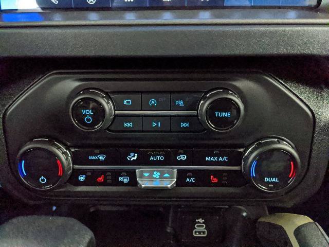 Certified 2026 Ford Bronco Badlands AWD/4WD image 11