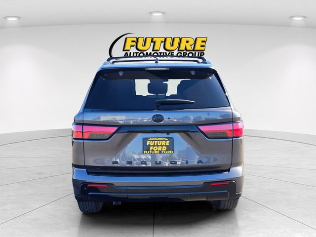 Used 2024 Toyota Sequoia Platinum AWD/4WD image 5