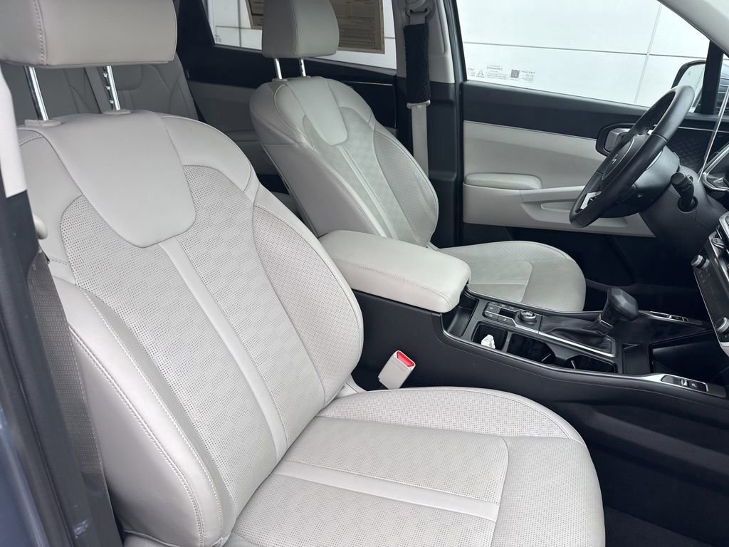 Used 2024 Kia Sorento S w/ Panoramic Sunroof Package image 34