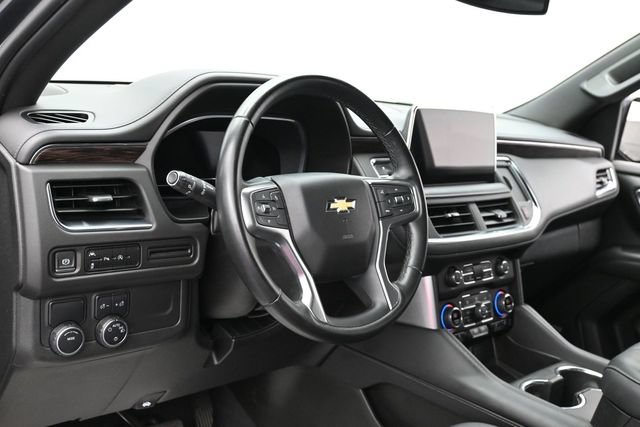 Used 2023 Chevrolet Suburban LT RWD image 16