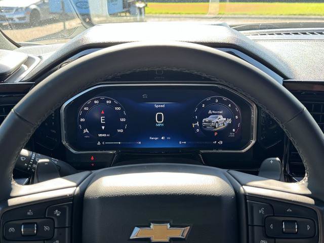 Used 2026 Chevrolet Silverado 1500 High Country w/ High Country Premium Package AWD/4WD image 21