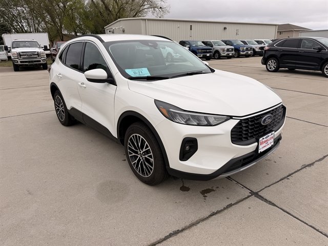 Certified 2024 Ford Escape SE