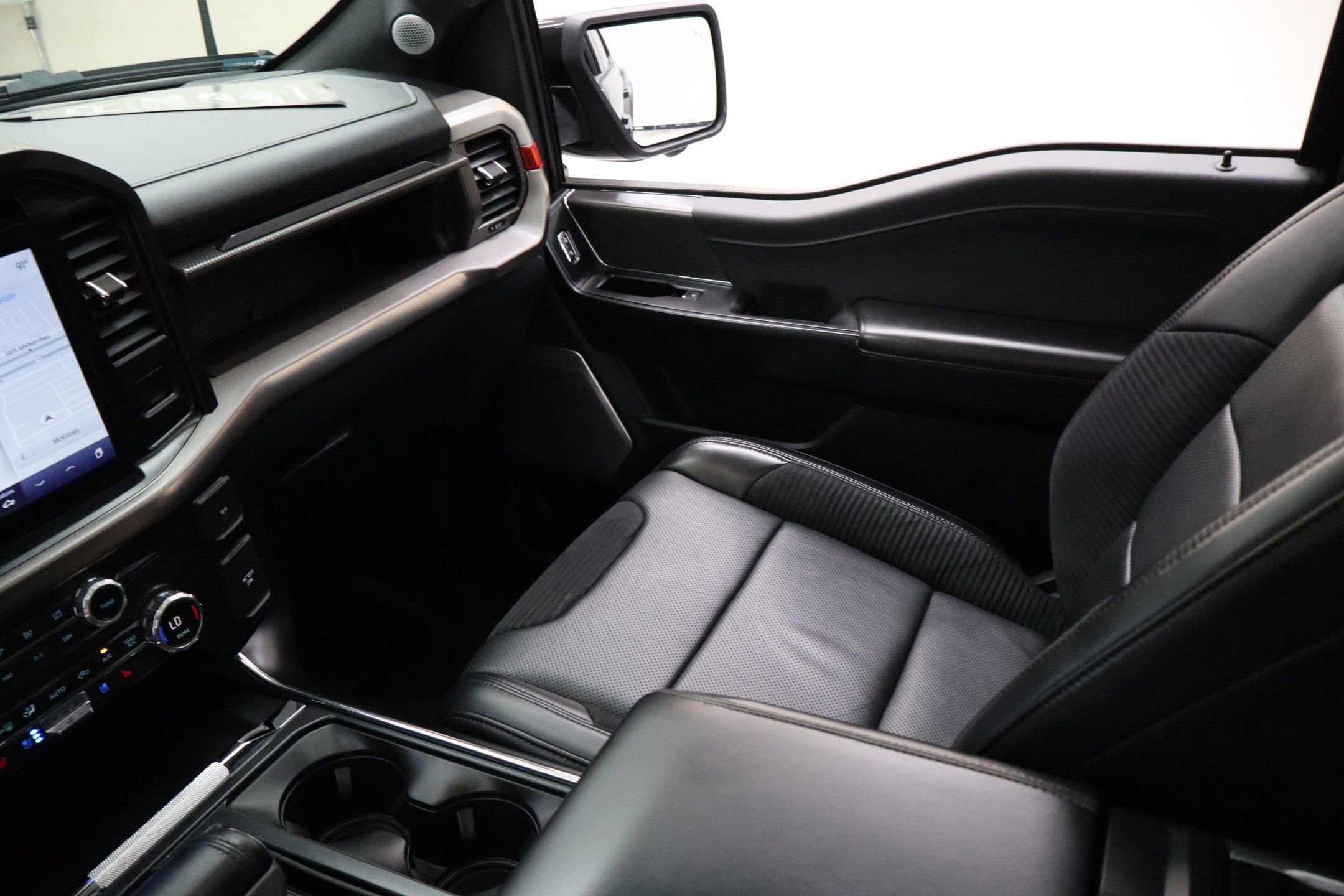 Certified 2021 Ford F150 Raptor w/ Equipment Group 801A High image 29