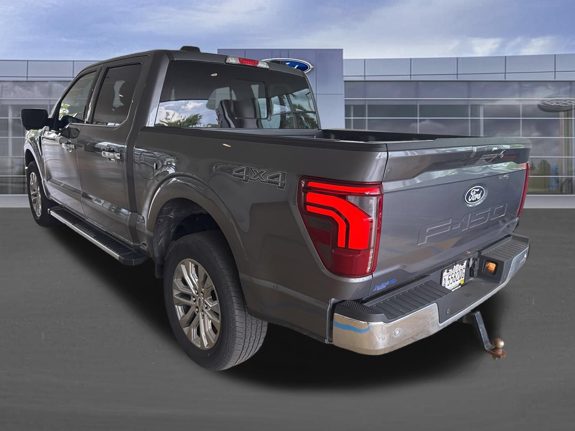 Certified 2024 Ford F150 Lariat w/ Tow/Haul Package AWD/4WD image 7