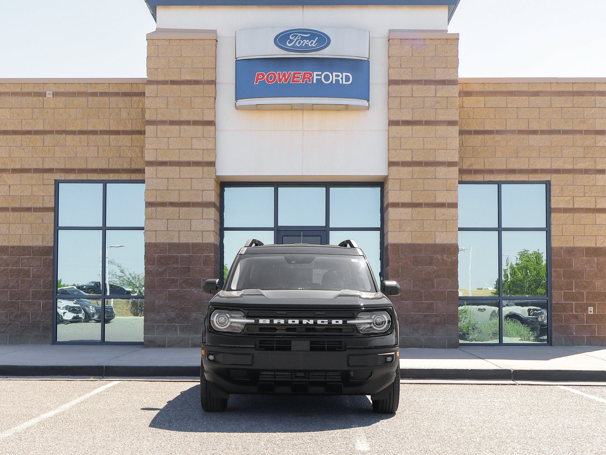 Certified 2024 Ford Bronco Sport Outer Banks w/ Tech Package AWD/4WD image 3