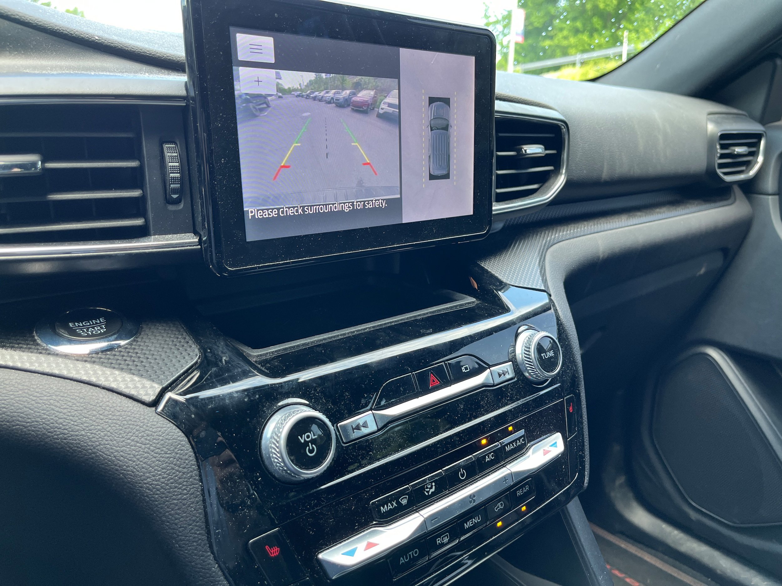 Certified 2022 Ford Explorer ST-Line AWD/4WD image 16