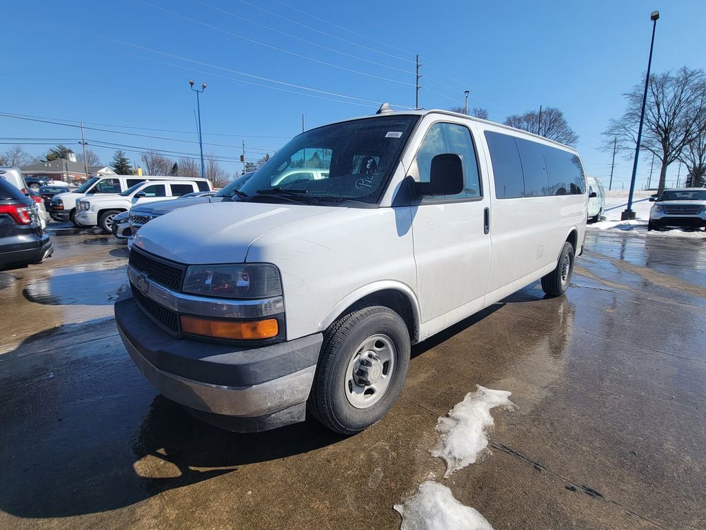 Used 2017 Chevrolet Express 3500 LT w/ LT Preferred Equipment Group image 14