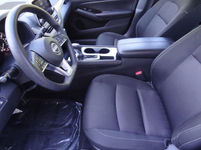 Used 2023 Nissan Altima 2.5 SV FWD image 6