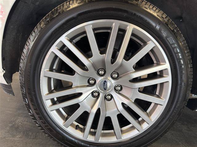 Certified 2024 Ford Expedition Max Platinum AWD/4WD image 9