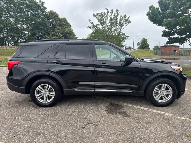 Certified 2023 Ford Explorer XLT w/ Equipment Group 202A AWD/4WD image 13